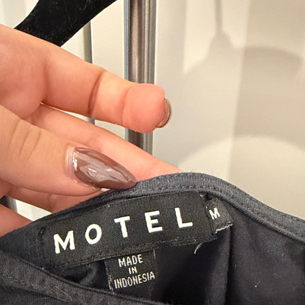 Motel Rocks Black One-Shoulder Top - Picture 2 of 2